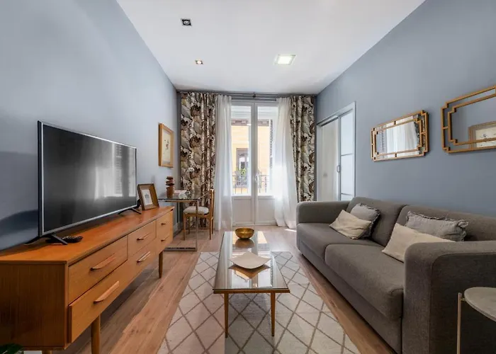 Cozy And Modern - 1Bd 1Bt - Sol